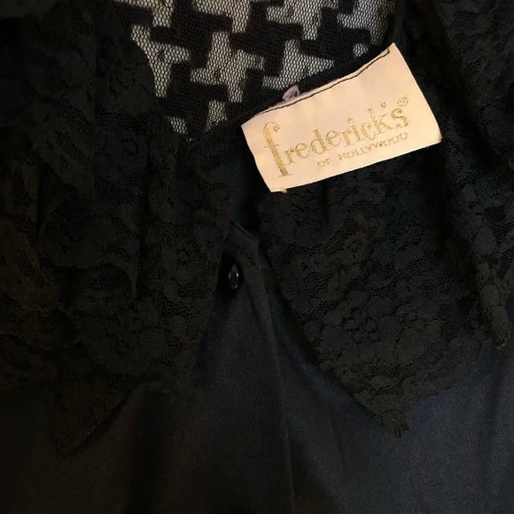 Vintage 80s / 90s Semi-sheer back deep-v lace button down blouse w/ ruffles - Picture 3 of 8